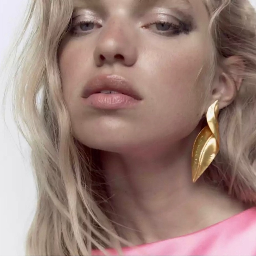 Leaf Twisted Drop Earrings